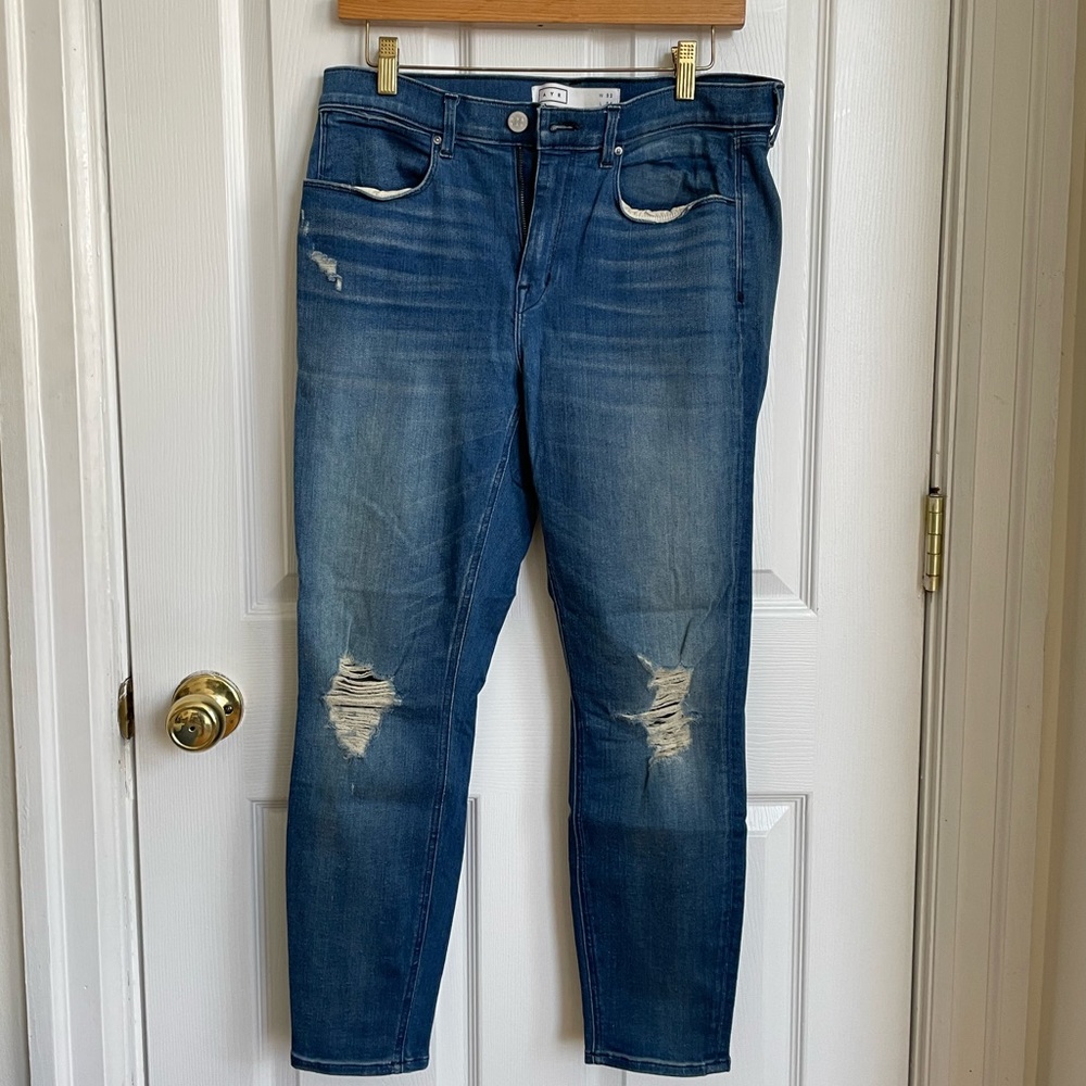 AYR Distressed Denim Size 32